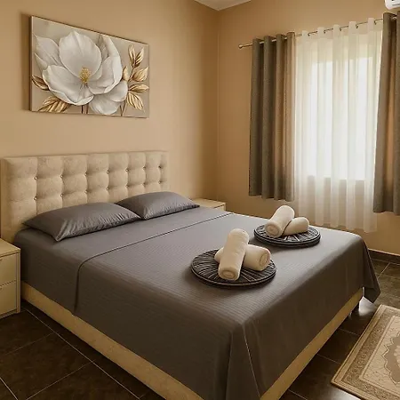 Midtown Cozy * 티라나